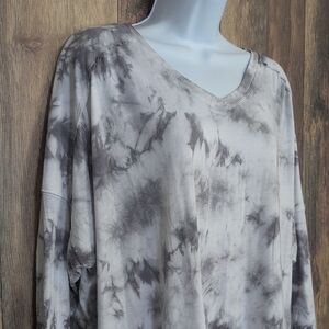 Calvin Klein Performance Gray Tie-Dye Tunic V Neck Shirt 1X                -V106
